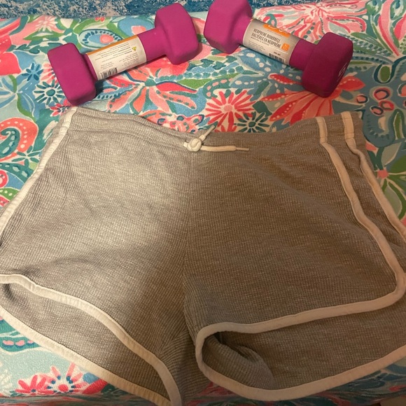 Retro 80's Gym Shorts in Grey Size Small - Picture 2 of 5